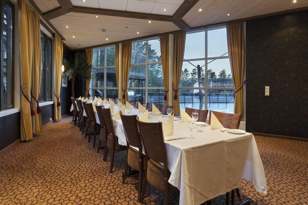 קריסטיאנסאנד Dyreparken Safarihotell מראה חיצוני תמונה